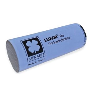 משחת ליטוש יבשה LUXOR SKY - הברקה סופית ברמה גבוהה גליל D30 * 80 - כ - 120 גרם 
מתאימה לכל המתכות