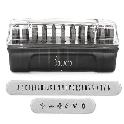 סט חותמות הטבעה אותיות באנגלית גדולות SAGUARO + צורות 4 מ"מ ( 33 יחידות) במארז פלסטיק