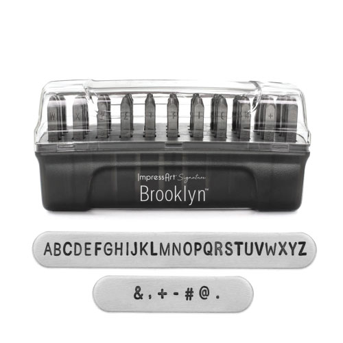 סט חותמות הטבעה אותיות גדולות באנגלית BROOKLYN + צורות 3 מ"מ ( 33 יחידות) במארז פלסטיק