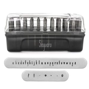 סט חותמות הטבעה אותיות קטנות באנגלית Saguaro + סימנים 4 מ"מ ( 33 יחידות) במארז פלסטיק